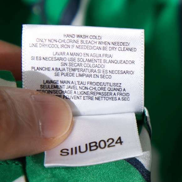 BCBGMAXAZRIA 100% Silk Tunic, Size S, Excellent Condition - Picture 5 of 9